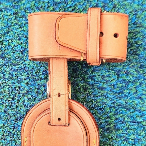 Louis Vuitton Vachetta Leather Luggage Tag - Picture 5 of 9